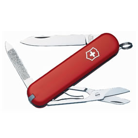 Blade; scissors; nail file with nail cleaner; tweezers; toothpick; key ring attachment Blade; scissors; nail file with nail cleaner; tweezers; toothpick; key ring attachment