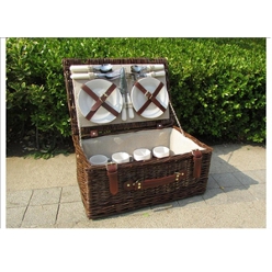 Picnic basket for 4 with ceramic plates; stainless steel cutlery and mugs Picnic basket for 4 with ceramic plates; stainless steel cutlery and mugs
