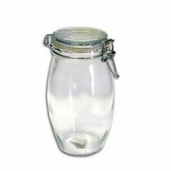 Are you looking for a glass jar to store things? Giftwrap provides Hemritico canister glass jar. The jar has a clip on lid making it functional for many purposes. It is made from top quality glass making it is easy to see what is inside the jar. This glass jar has the capacity to hold 1 litre. The Hermitico canister is an ideal addition to the shelf in your kitchen.