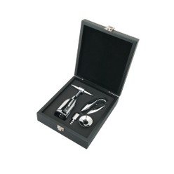 4 Piece wine set in box, features: hinged wooden box corckscrew, bottle stopper, funnel, foil cutter, metal clasp closure