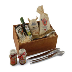 re-useable wooden box, capri carving set, capri food tongs, portuguese peri peri rub, avocado oil, plaaswerf special salt, plaaswerf braaipap, mockana chilli sauce, mockana salsa