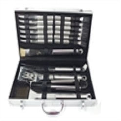 17 Piece braai set in aluminium case includes 6 x steak knives and forks, basting brush, spatula, fork, tongs and grill brush in brown box