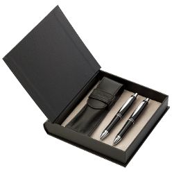 Charles Dickens Exclusive Writing Set