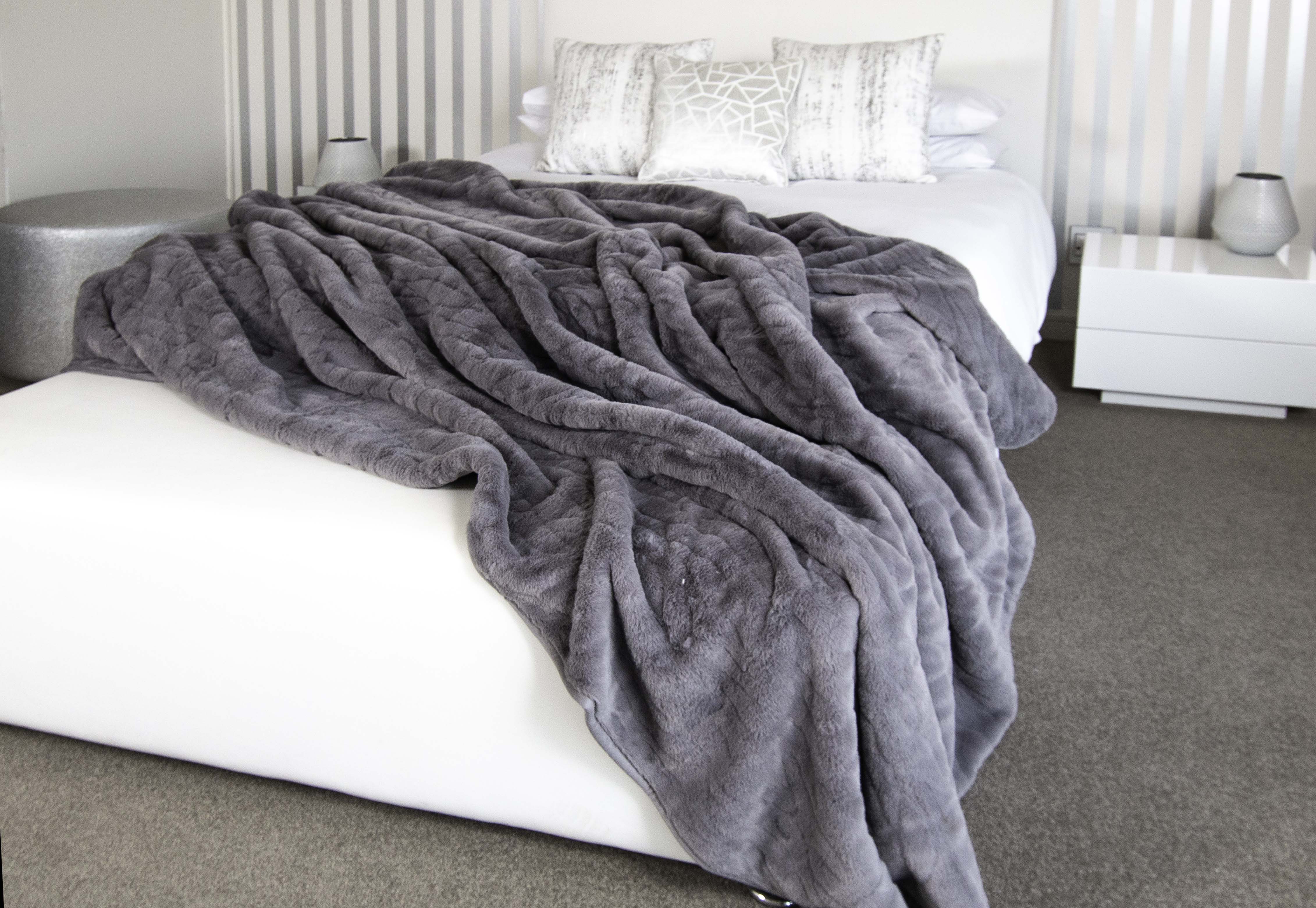 This blanket is the perfect size for you and your family, measuring in at 220x240 and available in Plain colours the Cleopatra Super Soft Rabbit Fur Blanket will keep you warm this winter.