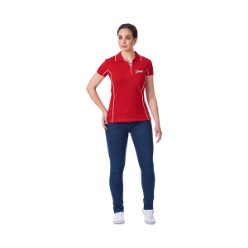 This garment features 100% combed cotton fabric, contrasting piping detail, placket and collar trim, side slits with contrasting tape. Regular fit. 180Gsm. 100% combed cotton, single jersey.
