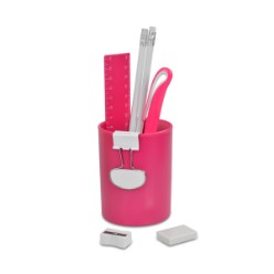 These bright and funky sets will definitely lighten up your office desk. This set includes, a stationery cup with a ballpoint pen, 2 HB pencils, 15cm ruler, binder clip, eraser and sharpener.
