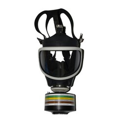 Full face mask respirator with filter