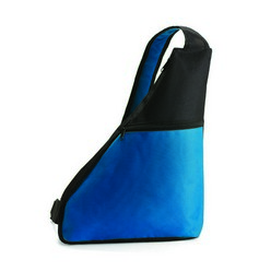 Triangle shoulder bag