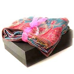 Pashmina in black box