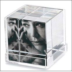 Cube photo frame