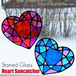 Crazy Crafts Fantasy Land - Heart Sun Catcher