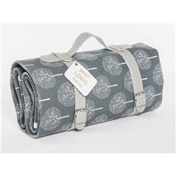 Picnic beach rug - large grey