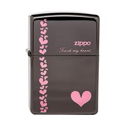 Zippo lighter with a heart line all around