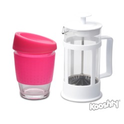 The Kooshty Kup, with its colourful silicone lid and grip band, is a fun and practical glass cup for the home or the office, and is ideal for those on-the-go moments, fitting comfortably inside your vehicle’s cup holder. The ergonomically designed, splash safe silicone lid ensures no mess and no fuss. It is bright and colourful and easy to drink from. The funky silicone band keeps your drink warmer for longer and provides a firm grip of the glass.