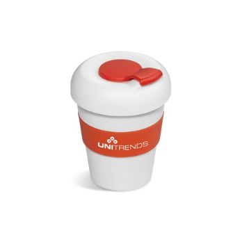 This funky drinking cup is available as a mix and match item. Choose your silicon band as well as the swivel cap colour from the many colour choices available. PE / 0.365L / band silicone
