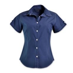 Polycotton with softwash treatment. Features: Tapered waistline, Pearlised engraved matching buttons, Reinforced top stitching, Easy-wear fabric is treated to create a soft feel, Classic Fit, Wash & Wear, Short Sleeve.