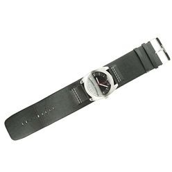 Mens Leather watch with a Sircle face on a thick Leather strap with lines to keep time