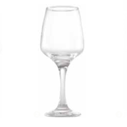 This classy red wine glass is a perfect combination of utility and an attractive design. It comes with an hour glass shape which increases the holding capacity. The glass is not at all easy to break. It is made of high quality material that is resistant to wear and is durable. You can now pour even the hot drinks in these glasses and hold the glass easily without getting your hand burnt. So are you ready to buy these classy wine glasses? We bet you are!