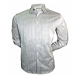 120 gsm yarn dyed stripe fabric, 100% cotton, slim fit cut, hidden buton down collar, and adjustable cuff