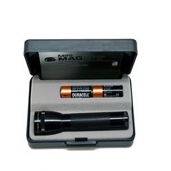 Mini Maglite Torch gift box including torch and 2 AA cell batteries
