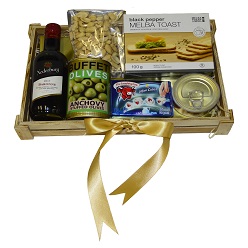 Olive and small wine hamper includes basket, melba toast, 1 x paste, small olives, 100g nuts, cheese spread, small mini red wine