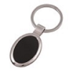 Oval keyring includes gift box made of metal