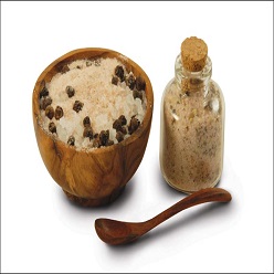 Spice gift pack with wooden teak bowl, teak spice spoon, himalayan salt/spice mix in brown presentation box