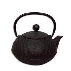 This tea pot that is fashioned out cast iron is black colored is a grand gift idea. It has a rounded shape and looks great. Its black colored pattern and its make of cast iron make it rather heavy and also stylish. It is a great take off on the tradition Chinese wares of cast iron and can hold 600 ml of tea