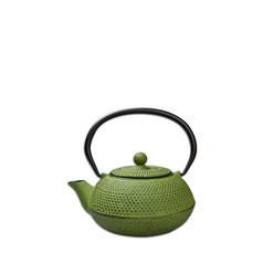 The 600 ml green colored tea pots at Giftwrap are an incredible find for these tea pots are made out of cast iron and are available in a not so dark green color. The tea pots have a round shape and contain a typical dot pattern. Overall, the teapots are a great find as they are ideal in size and will be able to hold the right amount of tea.