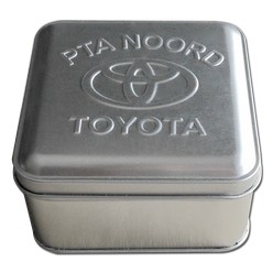 This product is, to a great extent, one of the most practical tin ware. Aside from being super practical, it does, in a very delicate yet sophisticated manner, comes handy! This branded emboss gives the product longevity equip with a refined design that contributes to expanding your customer base. The simple polish of the metallic box allows it to fit in for every situation.