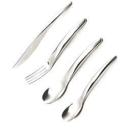 Polished stainless steel cutlery set including presentation box, 6 x knifes, 6 x forks, 6 x desert spoons and 6 x table spoons