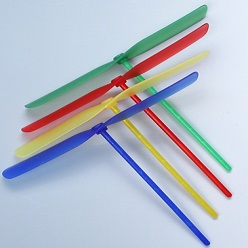 Plastic whirley flyer